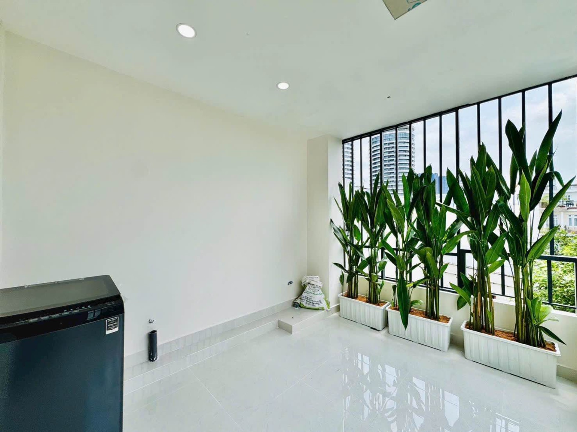 💥💥Hoàn Công Đủ
🏡120m² Sàn x 4 Tầng
Chỉ 6.XX Tỷ🌹
👍Vào Ở ngay
📍Xô Viết Nghệ Tĩnh, Bình Thạnh
Li