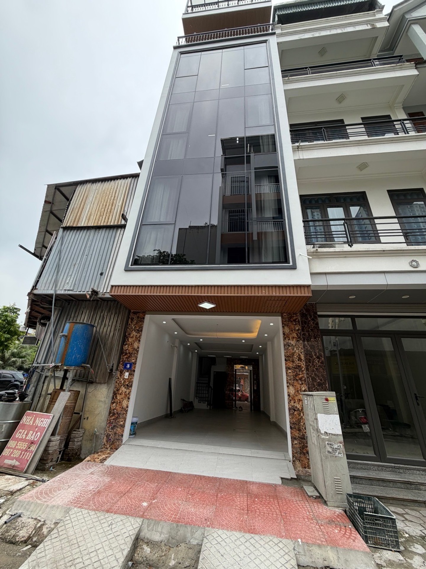 Cơ hội sở hữu nhà riêng 6 tầng tại khu phân lô Cụm CN Lai Xá, ô tô tránh, giá tốt