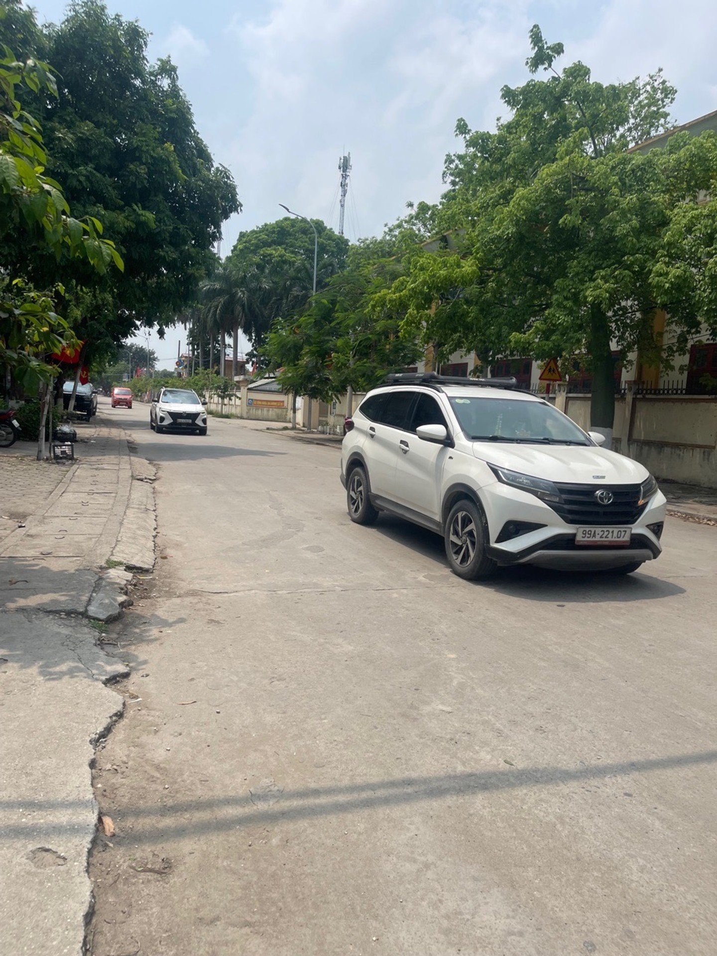 Nhà 2 tầng Thượng Vũ2 giá tốt, đường xe tải rộng, cơ hội hiếm có