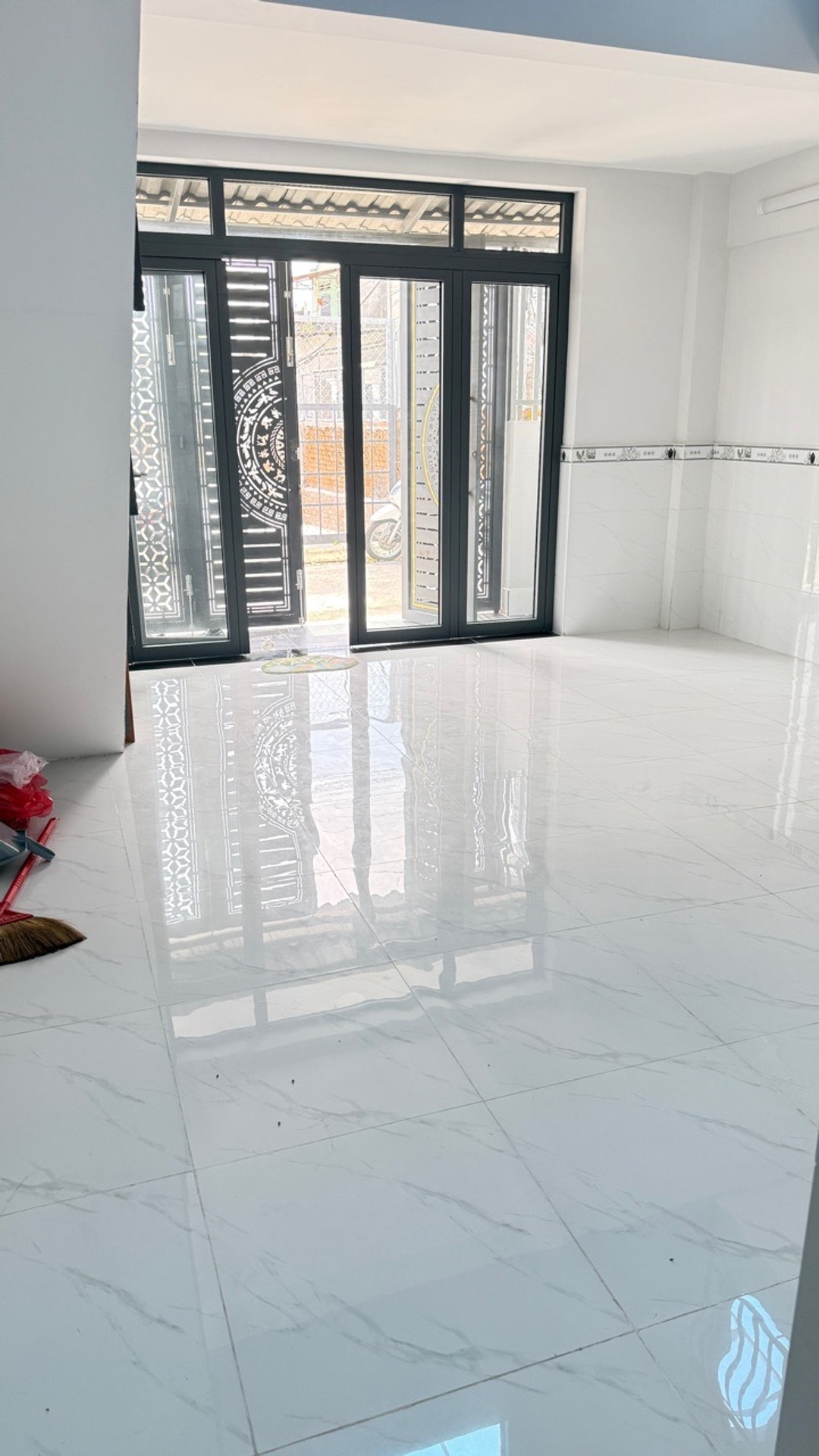 Bán nhà 2 tầng 3 phòng ngủ hẻm xe hơi tại Linh Xuân Thủ Đức - 6.5 t.ỷ