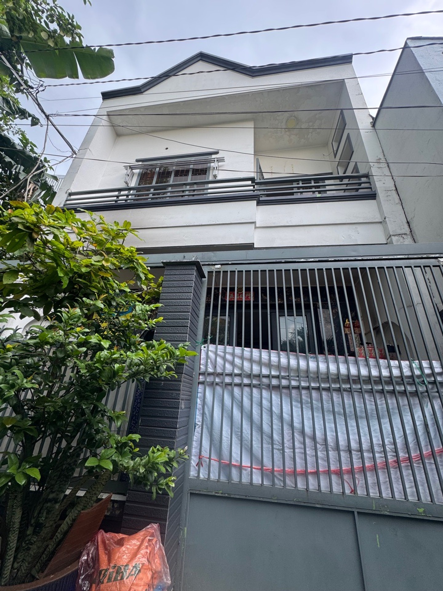 Nhà 2 tầng thoáng rộng, khu dân cư yên tĩnh Quận 8