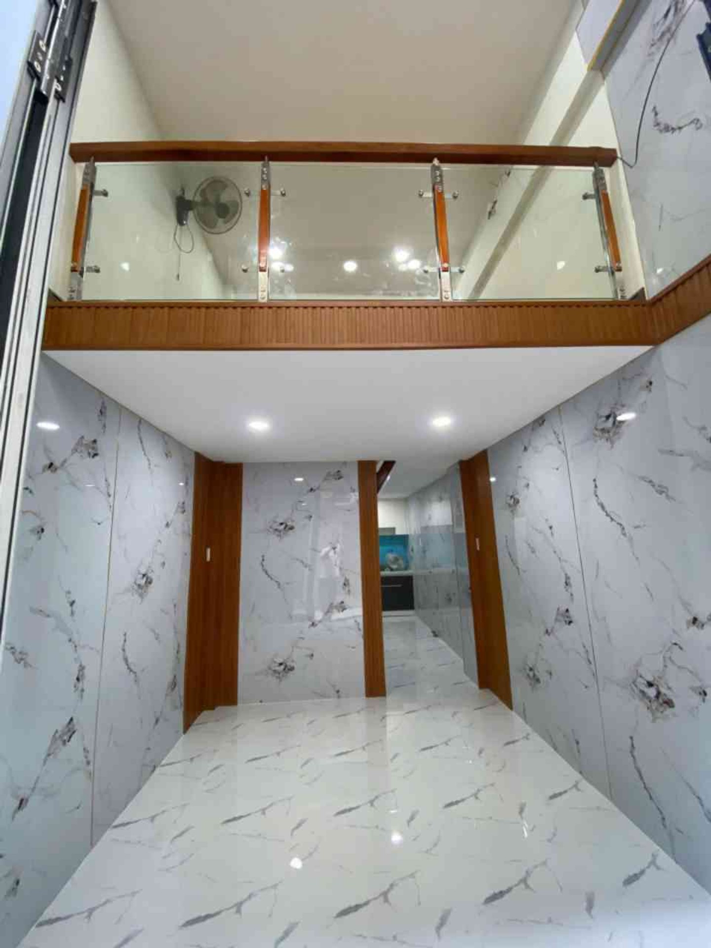 💥Quận 11- Đường 100 Bình Thới, P14,$👉 4.18 tỷ
👉DT:24 M2(3m x 8m).
👉Dtcn: 18,9m.
👉DT sàn: 48