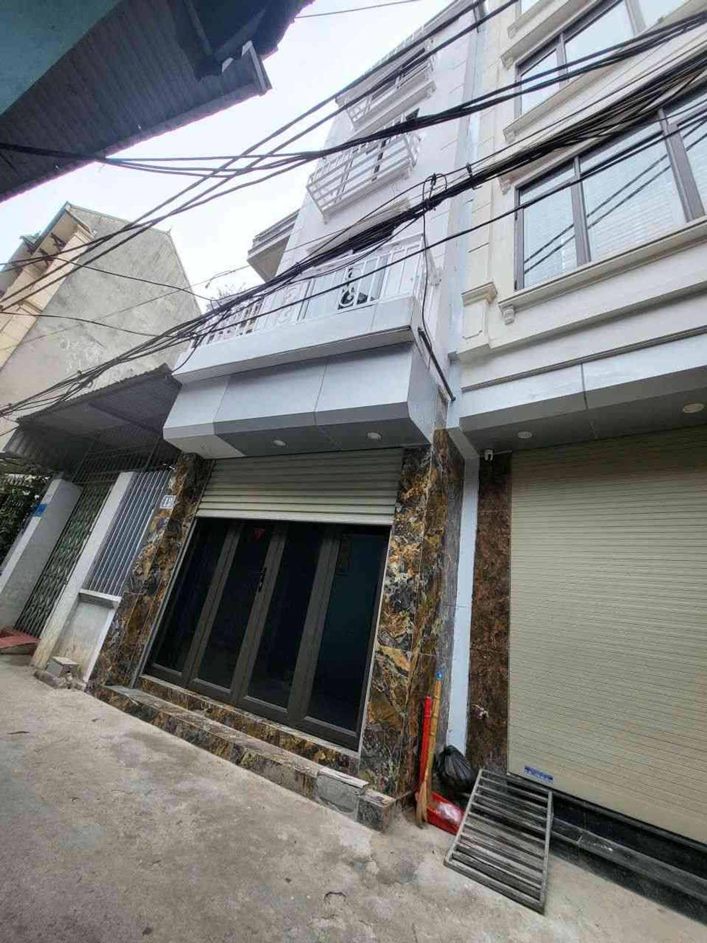 Nhà 4 tầng 32m2 tại La Khê, Hà Đông giá 8.6 tỷ