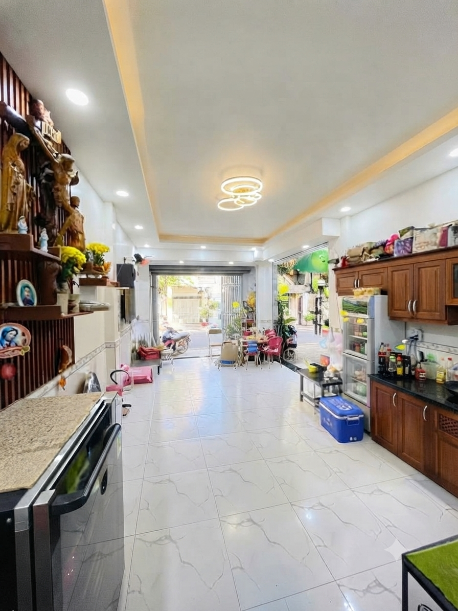 Bán nhà Lô góc 2 mặt tiền Lý Thánh Tông, sát Tô Hiệu, xe tải thông, xe hơi ngủ nhà,🫰 giá 5,5 tỷ