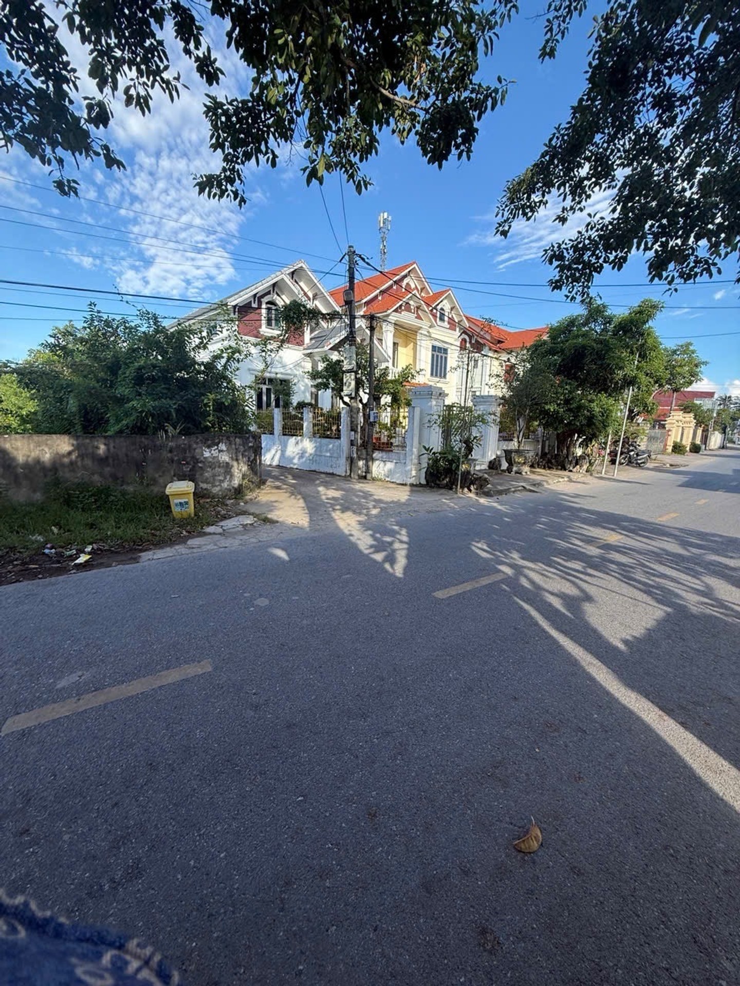 Đất Vàng Sát Trường Chợ - Oto Vào Tận Nơi