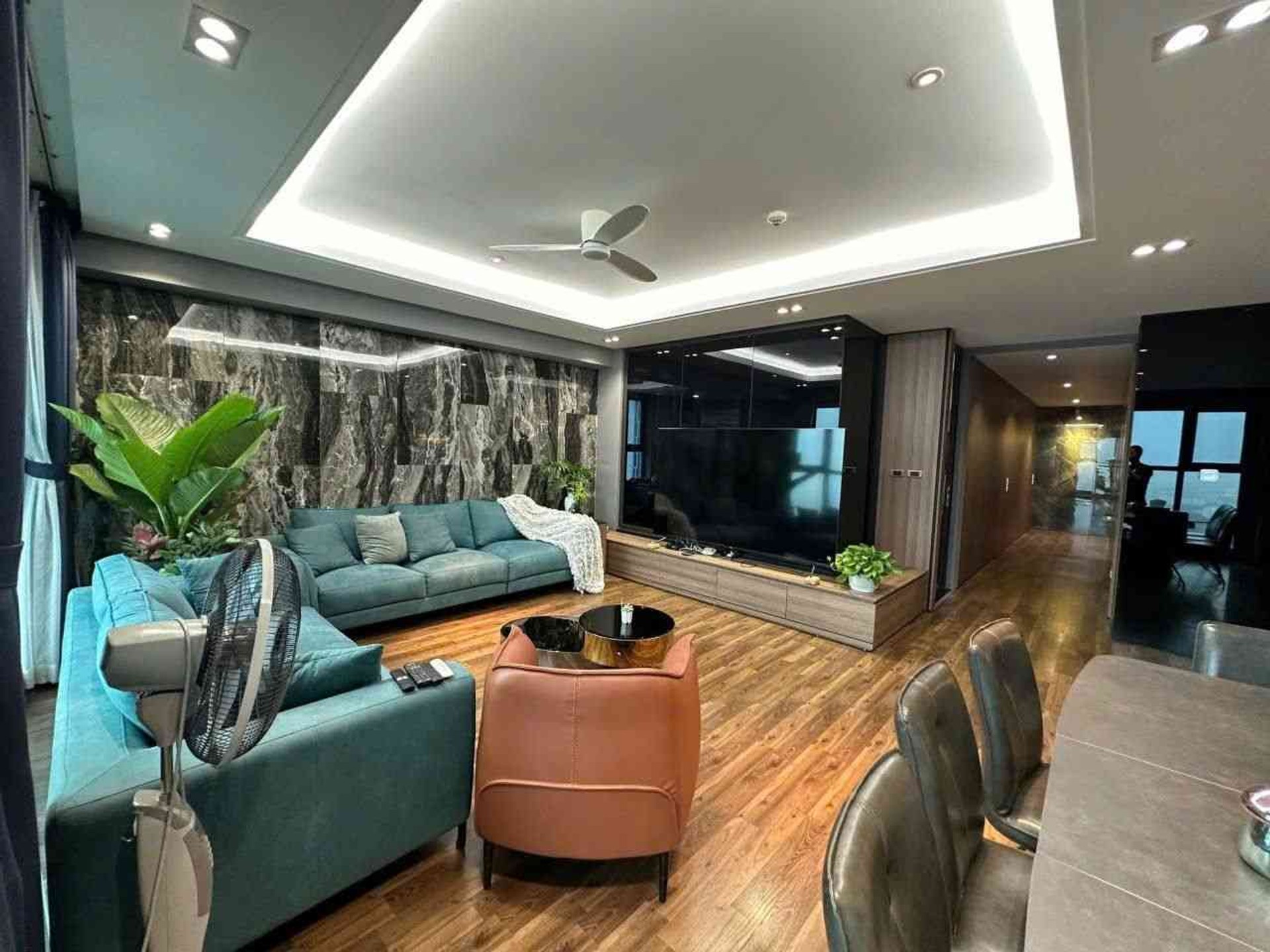 Căn hộ biệt thự trên cao Sapphire 1 tại Goldmark City