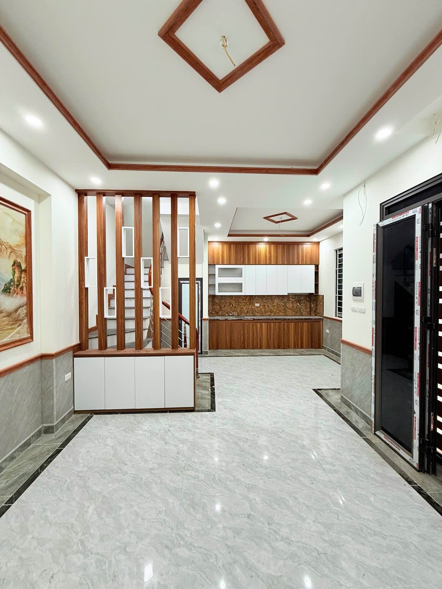 NHÀ 5 TẦNG FUUL NỘI THẤT , DIỆN TÍCH 40M2 , GIÁ 7,5 TỶ